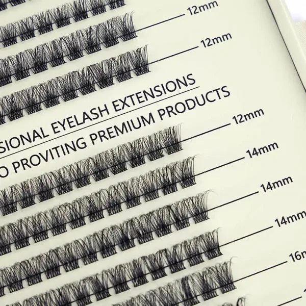Close-up of Ariadne D Curl lashes inside the package