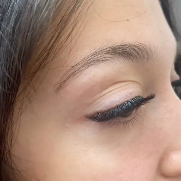 Beth L-Curl lashes applied on a natural eye close-up